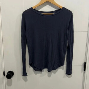 Aritzia Wilfred long sleeve open  back top size XS